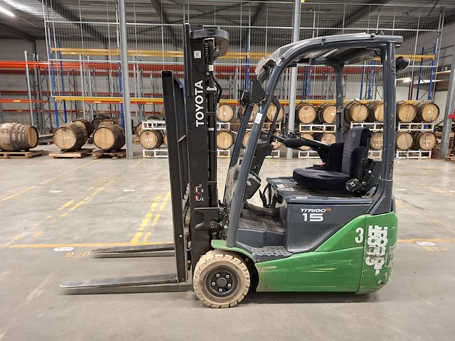 Elektrische vorkheftruck, toyota, traigo 48 15 - afbeelding 1 van  20