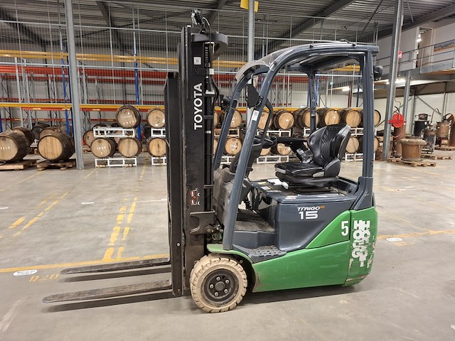 Elektrische vorkheftruck, toyota, traigo 48 15 - afbeelding 1 van  21