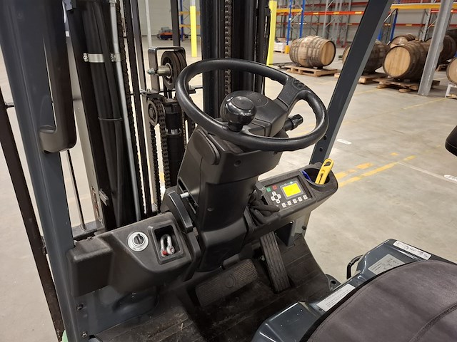 Elektrische vorkheftruck toyota, traigo 48 15 - afbeelding 2 van  24