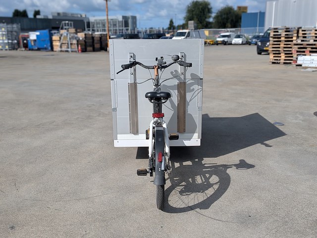 Elektrische vrachtfiets, urban arrow, tender, 2022, met bosch cargo line aandrijving - afbeelding 17 van  22