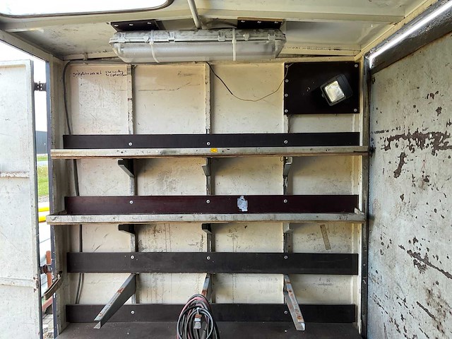 Elektrische wagen - afbeelding 8 van  20