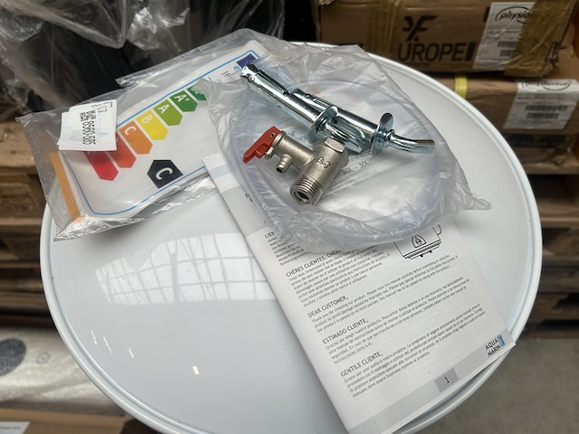 Elektrische warmwaterboiler 100 liter aquamarin - afbeelding 2 van  6