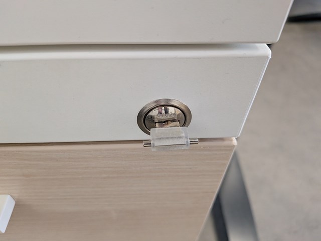 Elektrische zit-sta bureau - afbeelding 2 van  13