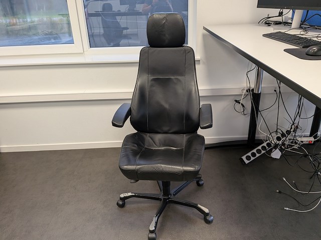 Elektrische zit-sta bureau - afbeelding 8 van  10