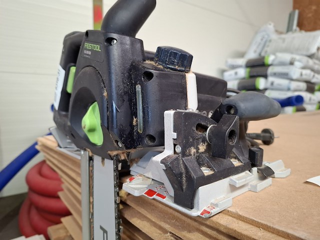 Elektrische zwaardzaag festool, is 330 eb, bouwjaar 2021 - afbeelding 12 van  15