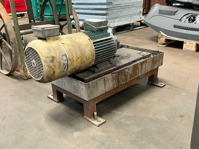 Elektro motor - afbeelding 2 van  4