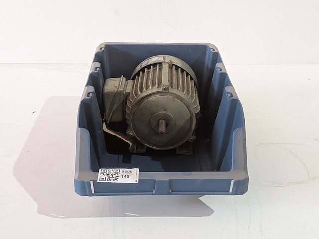 Elektro motor - afbeelding 1 van  8