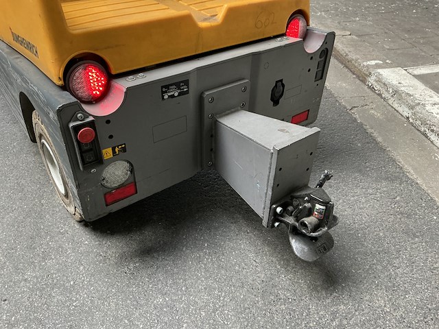 Elektro trekker jungheinrich, ezs-570, geel, bouwjaar 2016, elektrisch - afbeelding 10 van  13