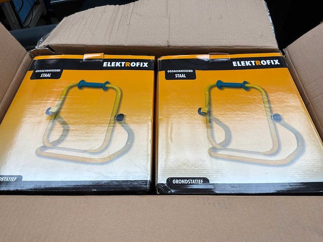 Elektrofix bouwlamp grondstatief (16x) - afbeelding 7 van  9