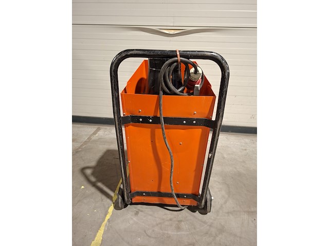 Elektroheater 10kw typhoon ventilator 400v sinusjevi, typhoon shk 10, bouwjaar 2011 - afbeelding 3 van  6