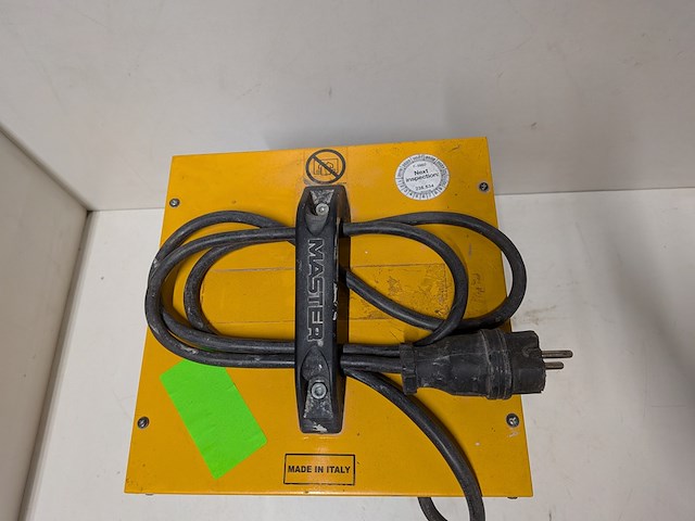 Elektroheater 3kw 230v master, b3.3epb, bouwjaar 2016 - afbeelding 6 van  8