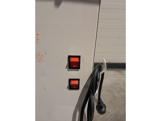 Elektroheater infrarood 3kw 230v (red rad) ningbo vertak, jd02001, bouwjaar 2022 - afbeelding 3 van  5