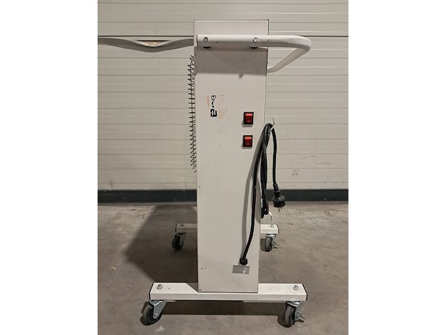 Elektroheater infrarood 3kw 230v (red rad) ningbo vertak, jd02001, bouwjaar 2024 - afbeelding 6 van  19