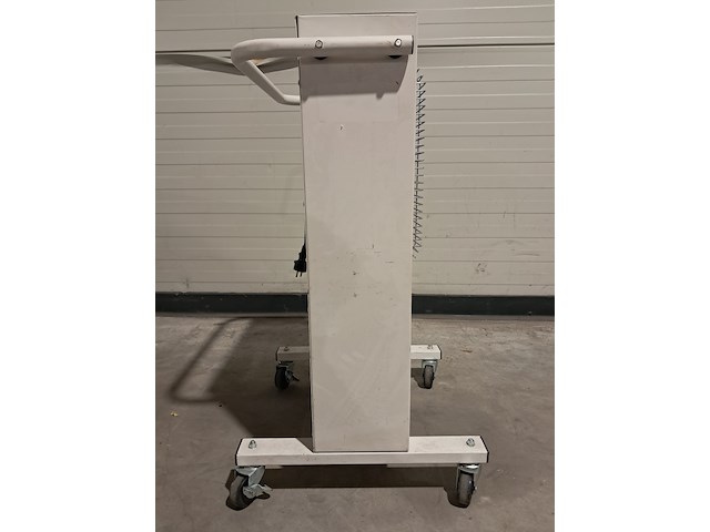 Elektroheater infrarood 3kw 230v (red rad) ningbo vertak, jd02001, bouwjaar 2024 - afbeelding 11 van  19