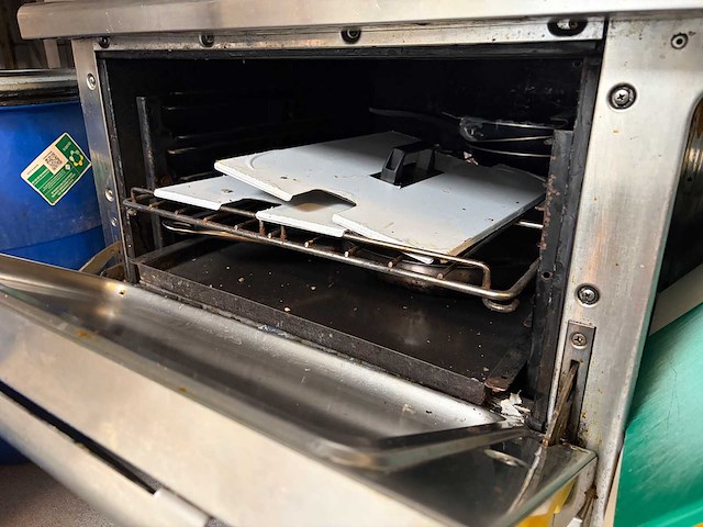 Elektrolux electrolux professionele 6-pits gaskooklijn met gasoven. - afbeelding 5 van  6