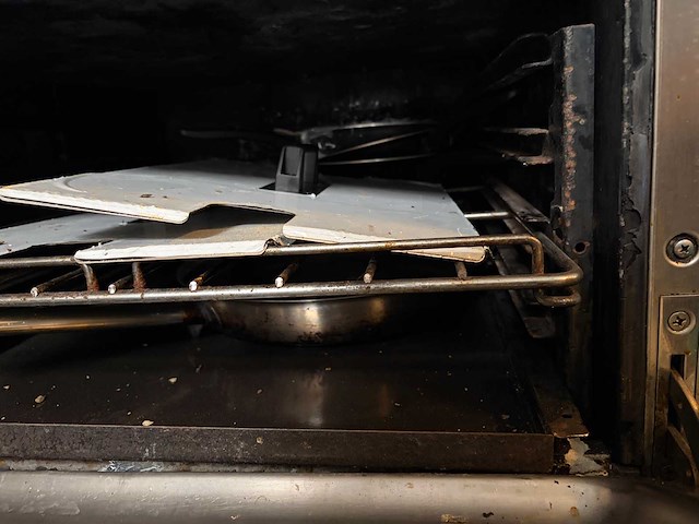 Elektrolux electrolux professionele 6-pits gaskooklijn met gasoven. - afbeelding 6 van  6