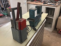 Elektromagnetische juk met testblokken en referentiestandaard - afbeelding 3 van  5