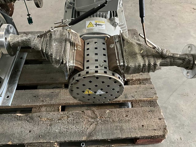 Elektromagnetische pomp voor gesmolten metaal - afbeelding 2 van  4