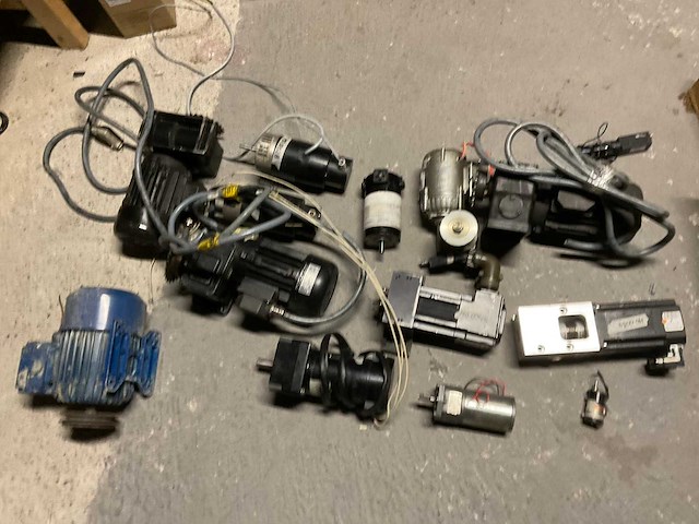 Elektromotor (13x) - afbeelding 7 van  9