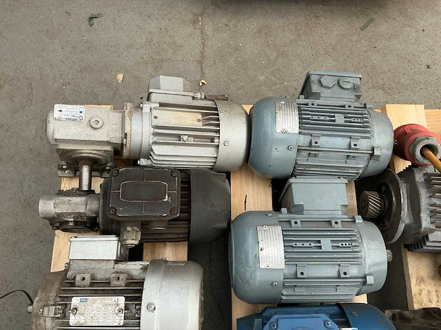Elektromotor (16x) - afbeelding 4 van  10