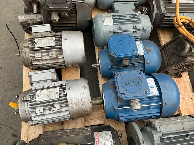 Elektromotor (16x) - afbeelding 5 van  10