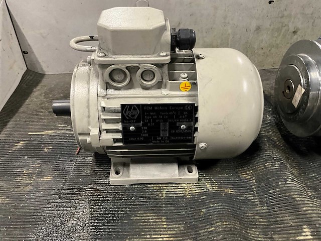 Elektromotor (2x) - afbeelding 2 van  5