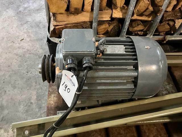 Elektromotor (2x) - afbeelding 2 van  6