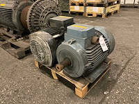 Elektromotor (2x) - afbeelding 3 van  8