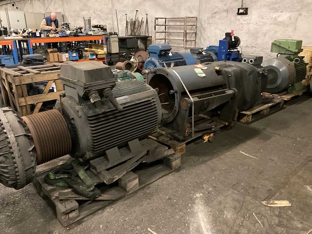 Elektromotor (2x) - afbeelding 4 van  11