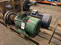 Elektromotor (2x) - afbeelding 1 van  6