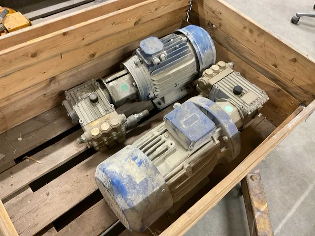 Elektromotor (2x) - afbeelding 1 van  5