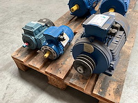 Elektromotor (3x) - afbeelding 2 van  3