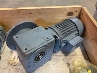 Elektromotor (4x) - afbeelding 8 van  10