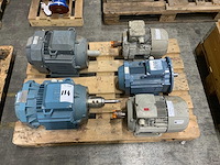 Elektromotor (4x) - afbeelding 1 van  5