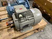 Elektromotor (4x) - afbeelding 2 van  5