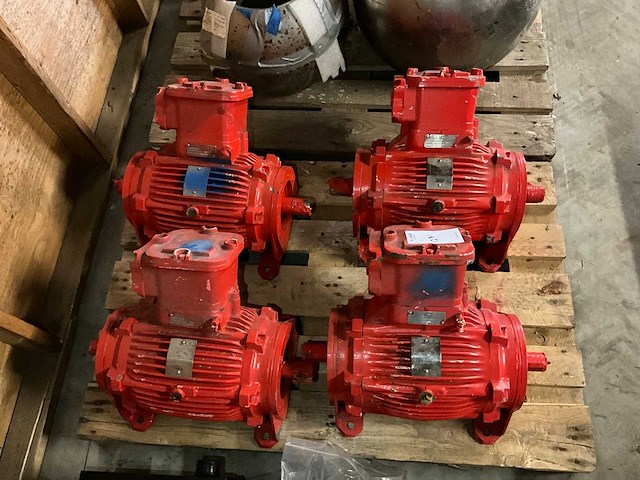 Elektromotor (4x) - afbeelding 4 van  4