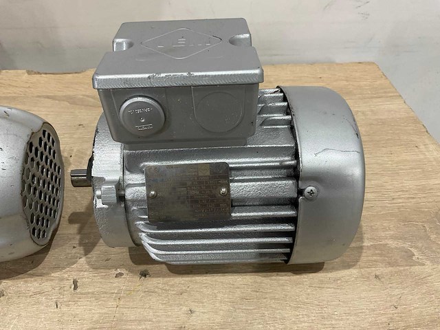 Elektromotor (5x) - afbeelding 5 van  9