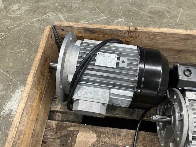 Elektromotor (5x) - afbeelding 2 van  13