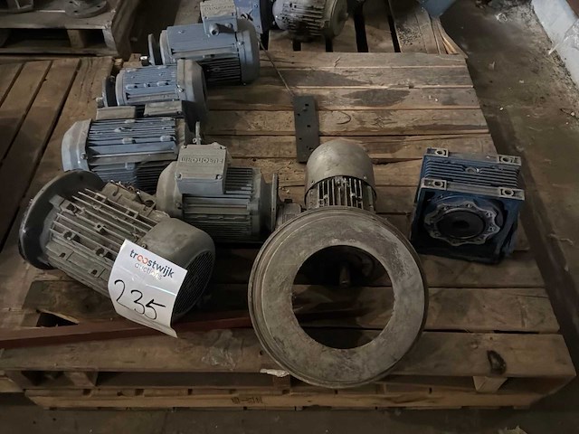 Elektromotor (6x) - afbeelding 2 van  3
