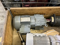 Elektromotor (7x) - afbeelding 5 van  11