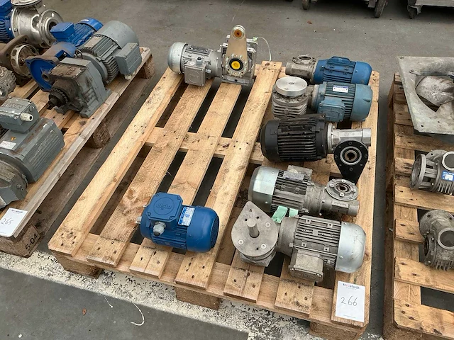 Elektromotor (7x) - afbeelding 1 van  10