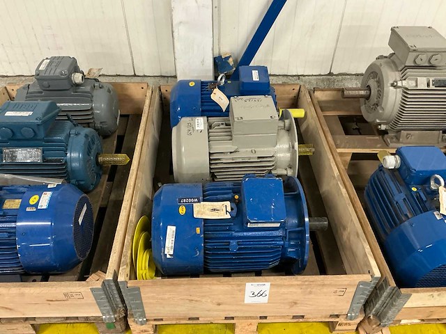 Elektromotor (9x) - afbeelding 3 van  4