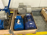 Elektromotor (9x) - afbeelding 4 van  4