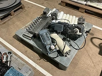Elektromotor em divers (2x)