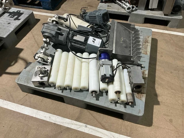 Elektromotor em divers (2x) - afbeelding 5 van  11