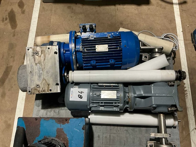 Elektromotor en divers (2x) - afbeelding 8 van  12