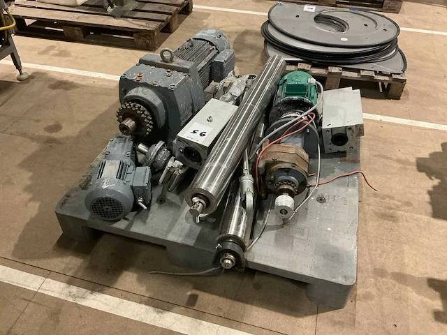 Elektromotor en divers (3x) - afbeelding 7 van  13
