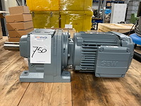 Elektromotor vertragingskast - afbeelding 1 van  1