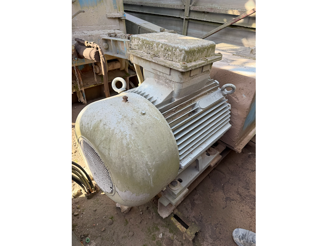 Elektromotor zwaar - afbeelding 1 van  1