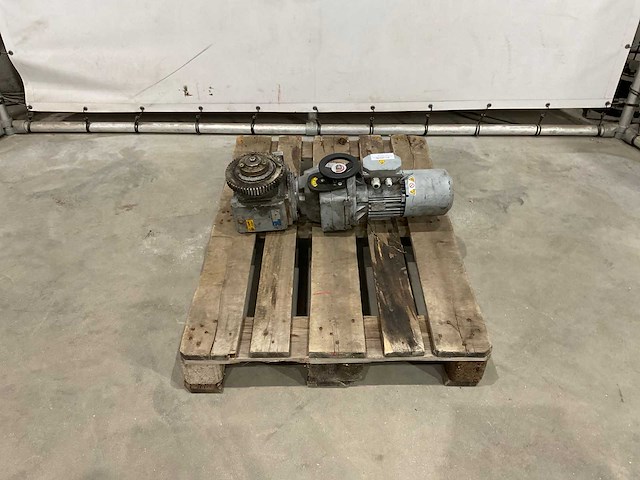 Elektromotor - afbeelding 2 van  7